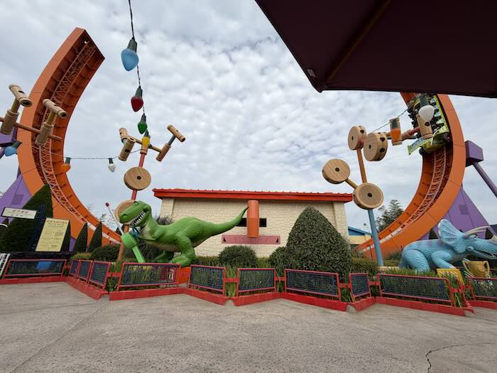 上海ディズニーランドのレックス・レーサー