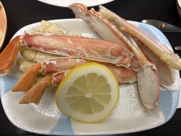 洞爺観光ホテルの夕食に出た蟹